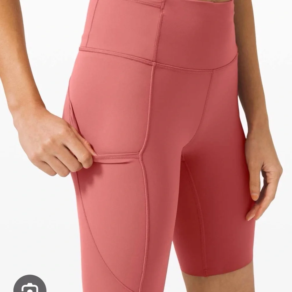 16 Lululemon Fast and Free Cool Cherry Tint Bike Shorts Size 4